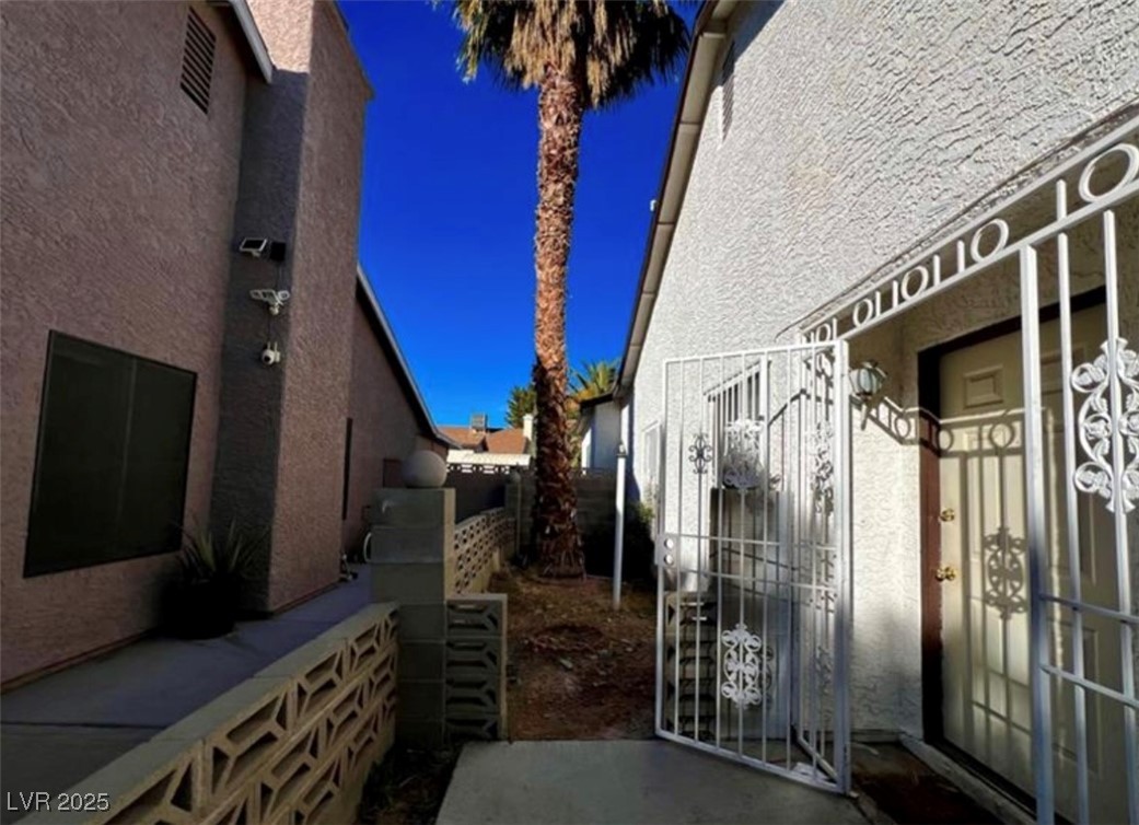 4224 Estaban Court Property Photo 5