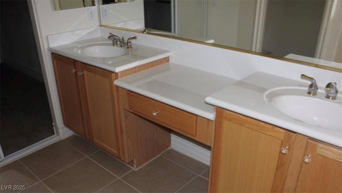 10717 Refectory Avenue Property Photo 9