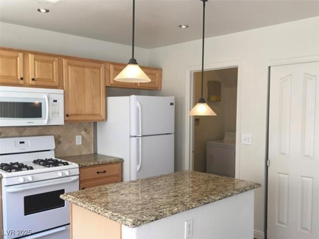 9076 Quarrystone Way Property Photo 17