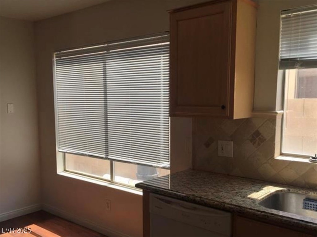 9076 Quarrystone Way Property Photo 22