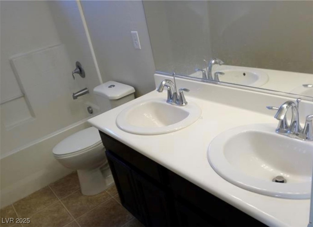 9033 Savvy Seam Court Property Photo 35