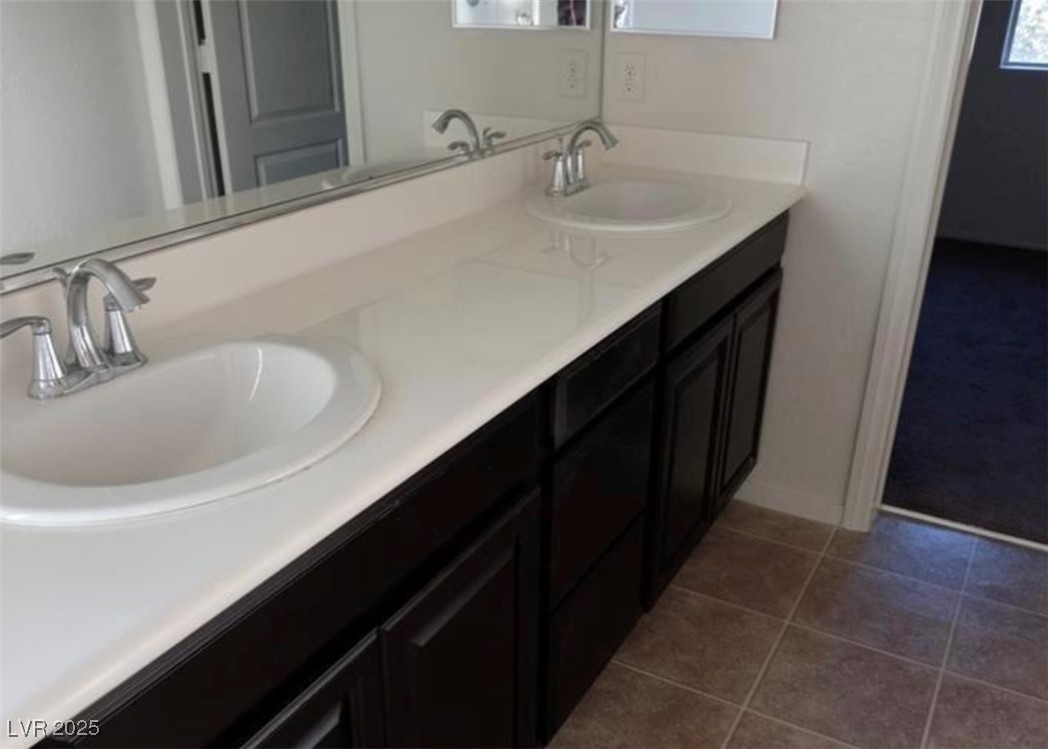 9033 Savvy Seam Court Property Photo 37