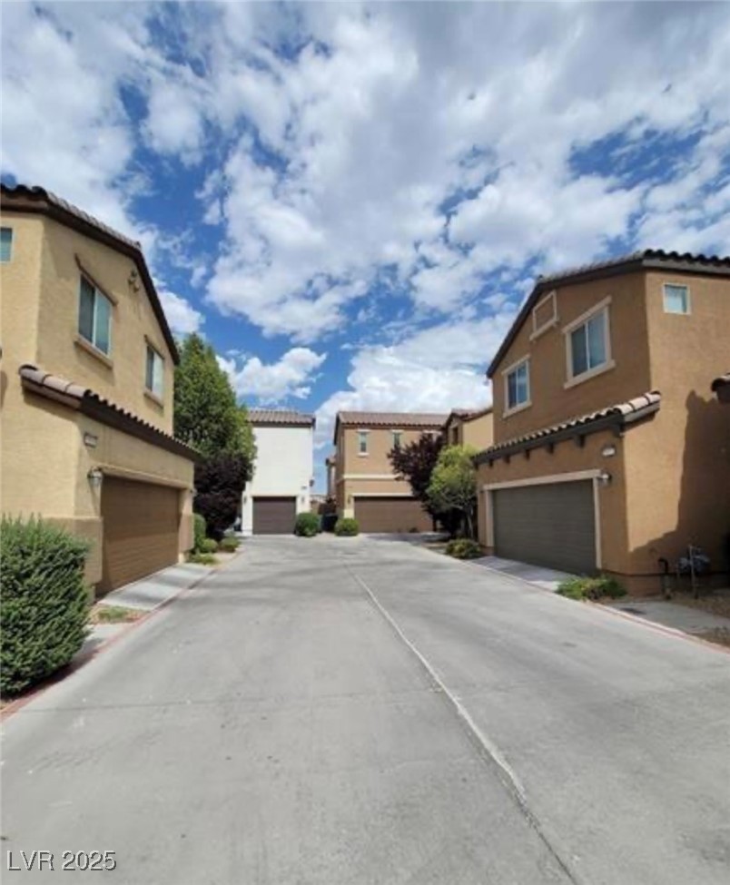 9033 Savvy Seam Court Property Photo 39