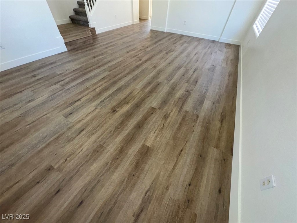 7633 Rainbow Cove Drive Property Photo 7