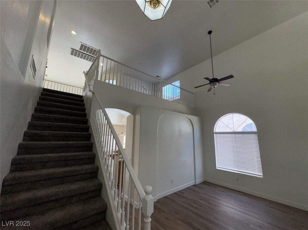 7633 Rainbow Cove Drive Property Photo 13