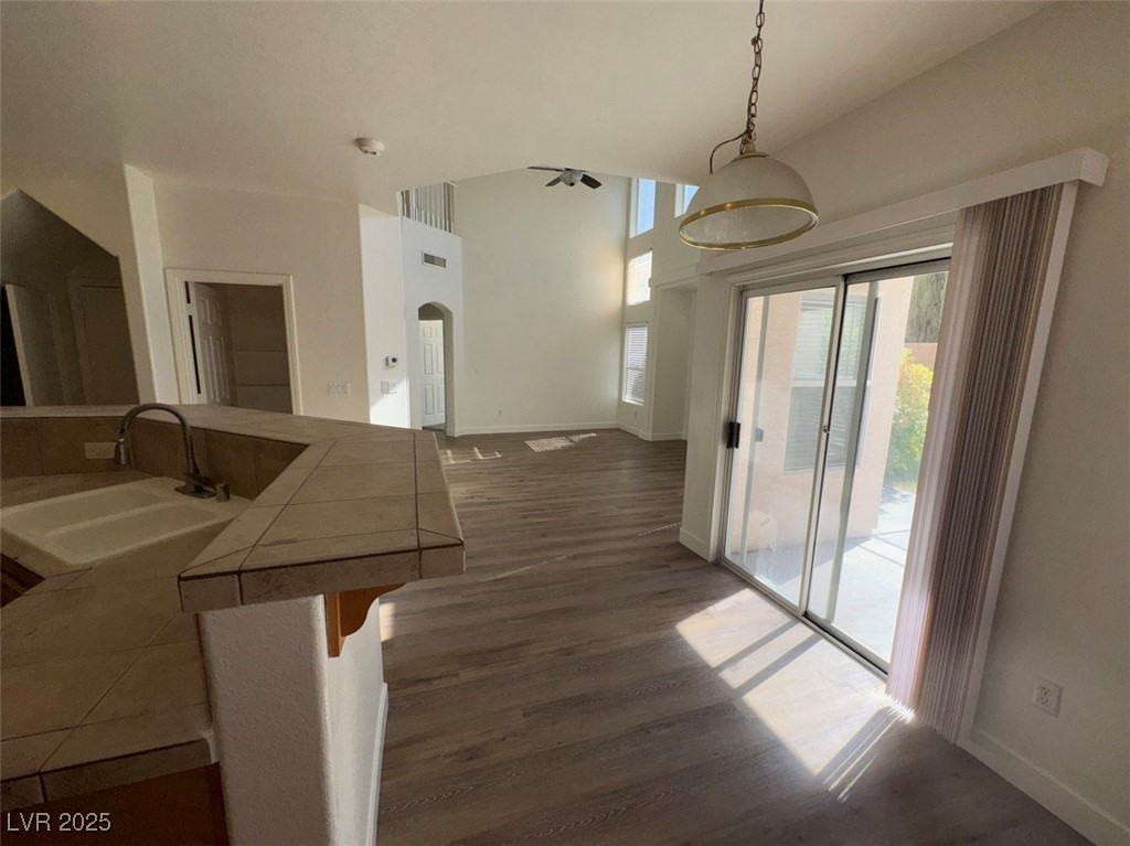 7633 Rainbow Cove Drive Property Photo 22