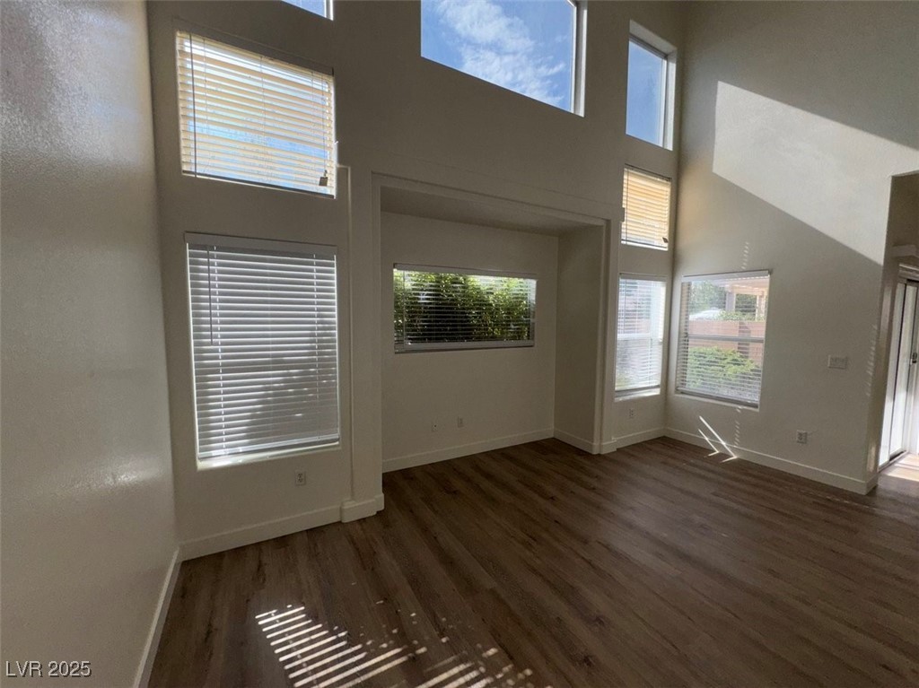7633 Rainbow Cove Drive Property Photo 29
