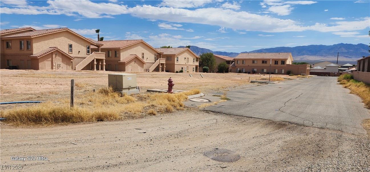 517 West Mesquite Boulevard Property Photo 3