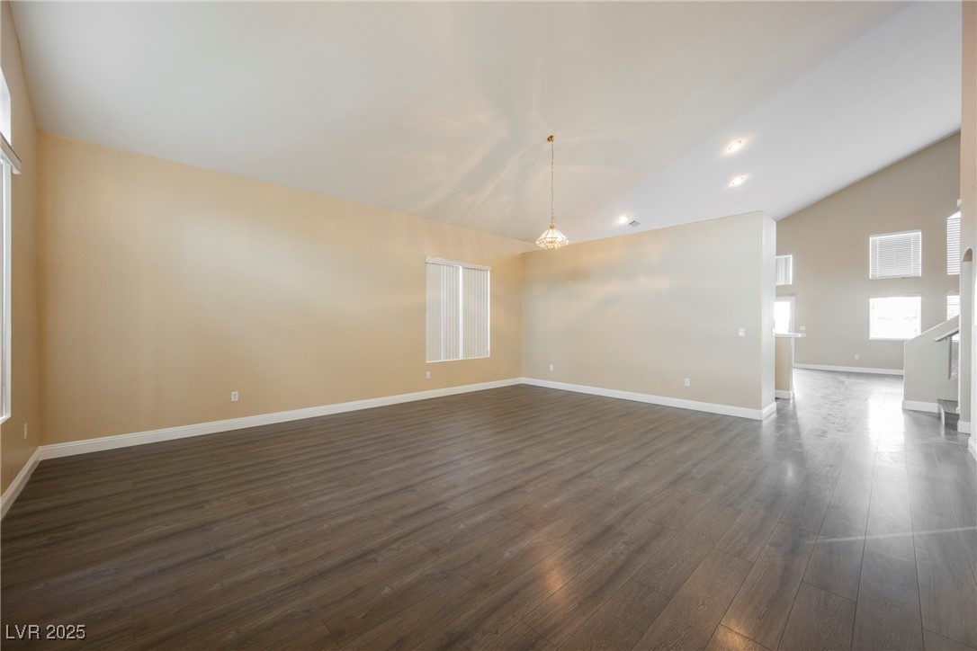442 Dynacraft Street Property Photo 13