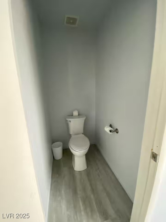 7192 Shimmering Avenue Property Photo 6