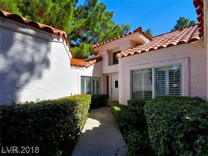 7061 Bright Springs Court Property Photo 1