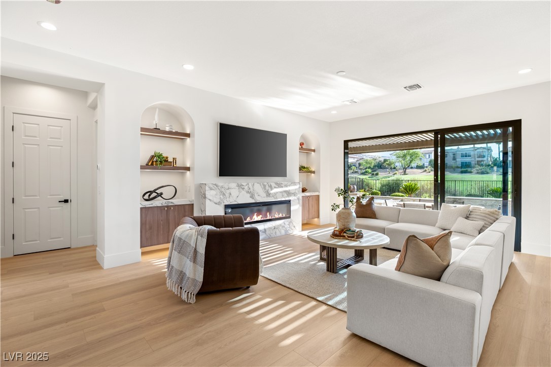 1987 Orchard Mist Street Property Photo 2