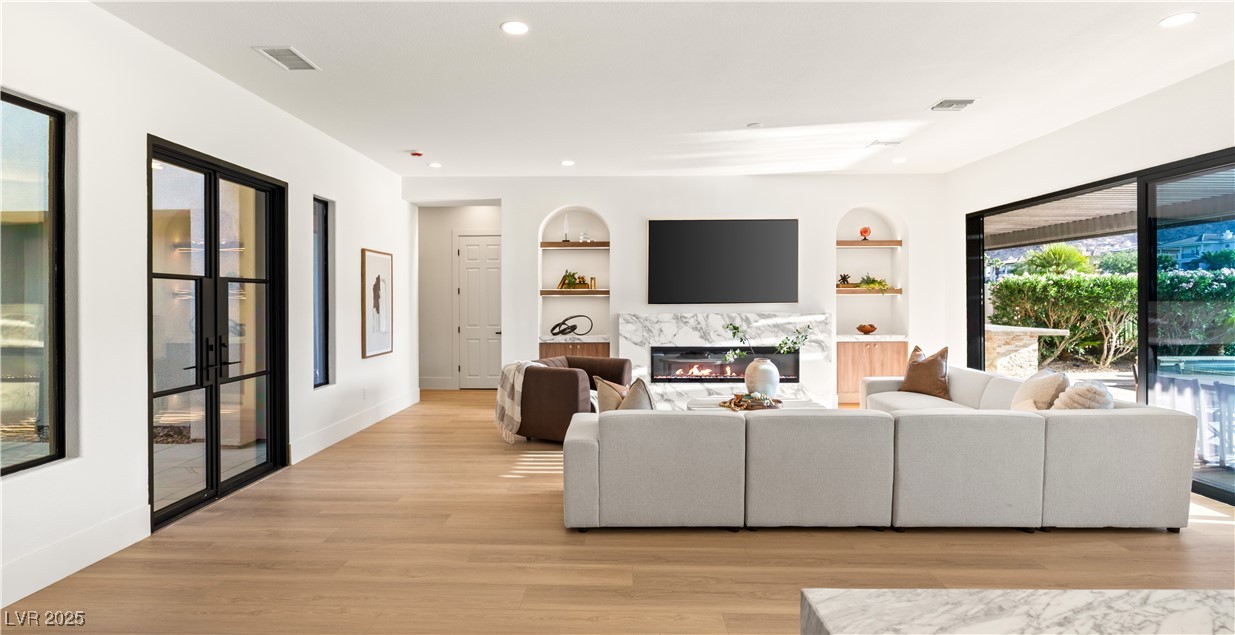 1987 Orchard Mist Street Property Photo 12