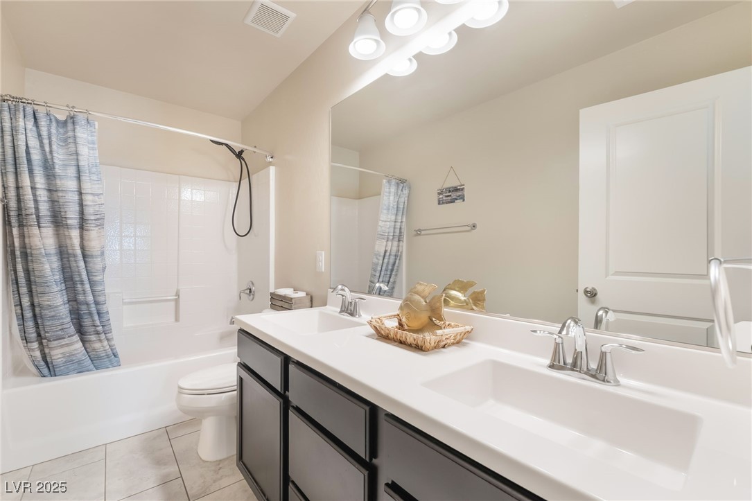 1132 Strada Cristallo Property Photo 24