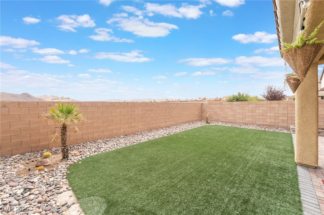 1132 Strada Cristallo Property Photo 30