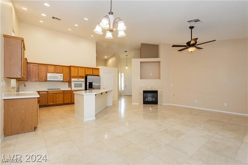 11204 Newbury Hills Avenue Property Photo 10