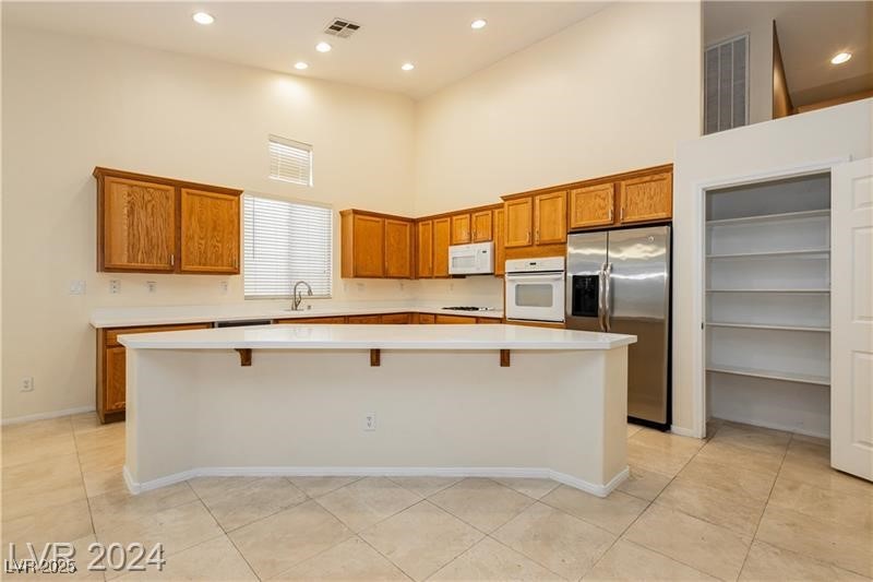 11204 Newbury Hills Avenue Property Photo 15