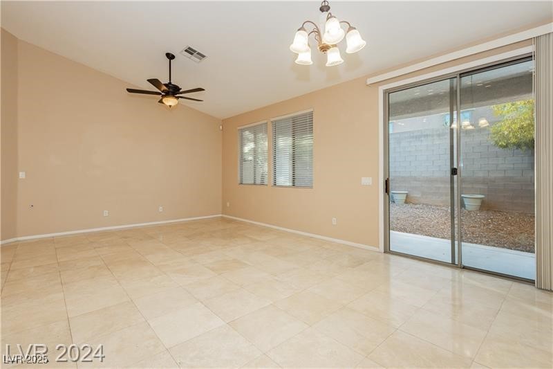 11204 Newbury Hills Avenue Property Photo 17