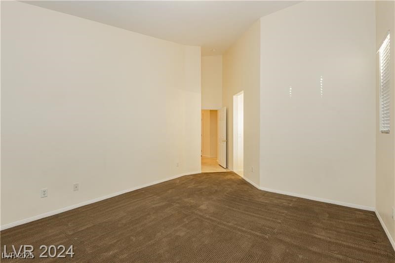 11204 Newbury Hills Avenue Property Photo 21