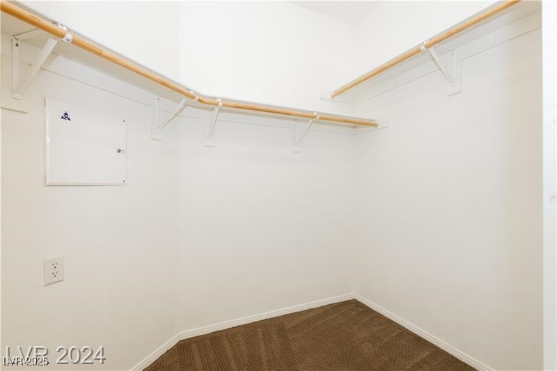 11204 Newbury Hills Avenue Property Photo 26