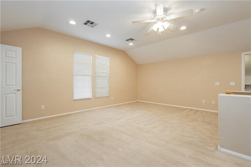 11204 Newbury Hills Avenue Property Photo 34
