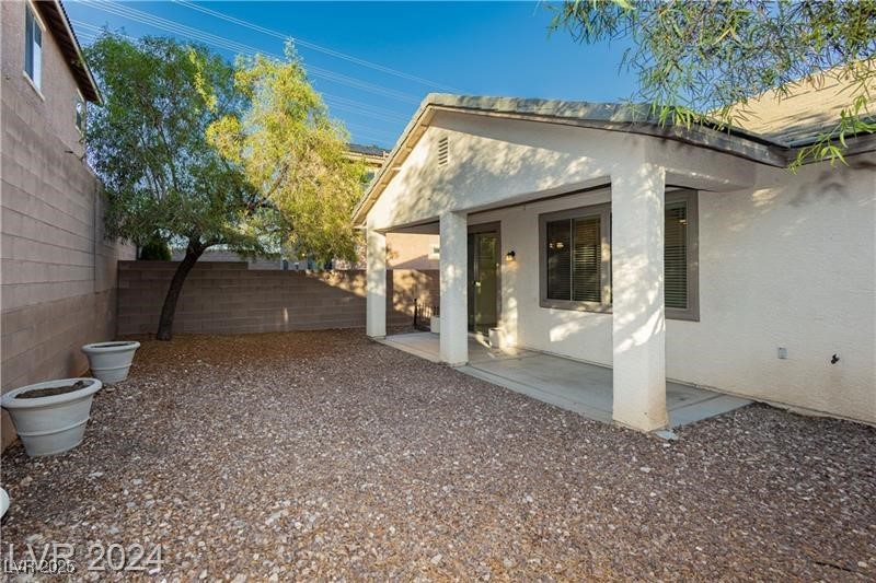 11204 Newbury Hills Avenue Property Photo 41