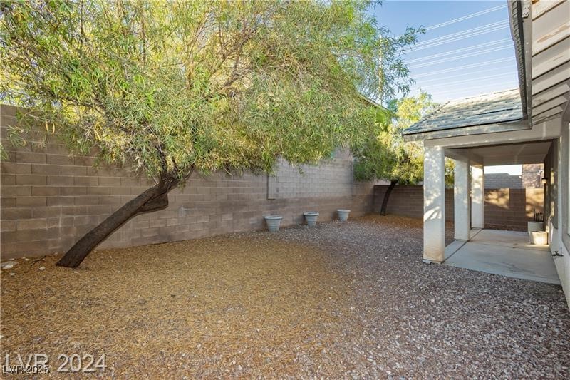 11204 Newbury Hills Avenue Property Photo 45