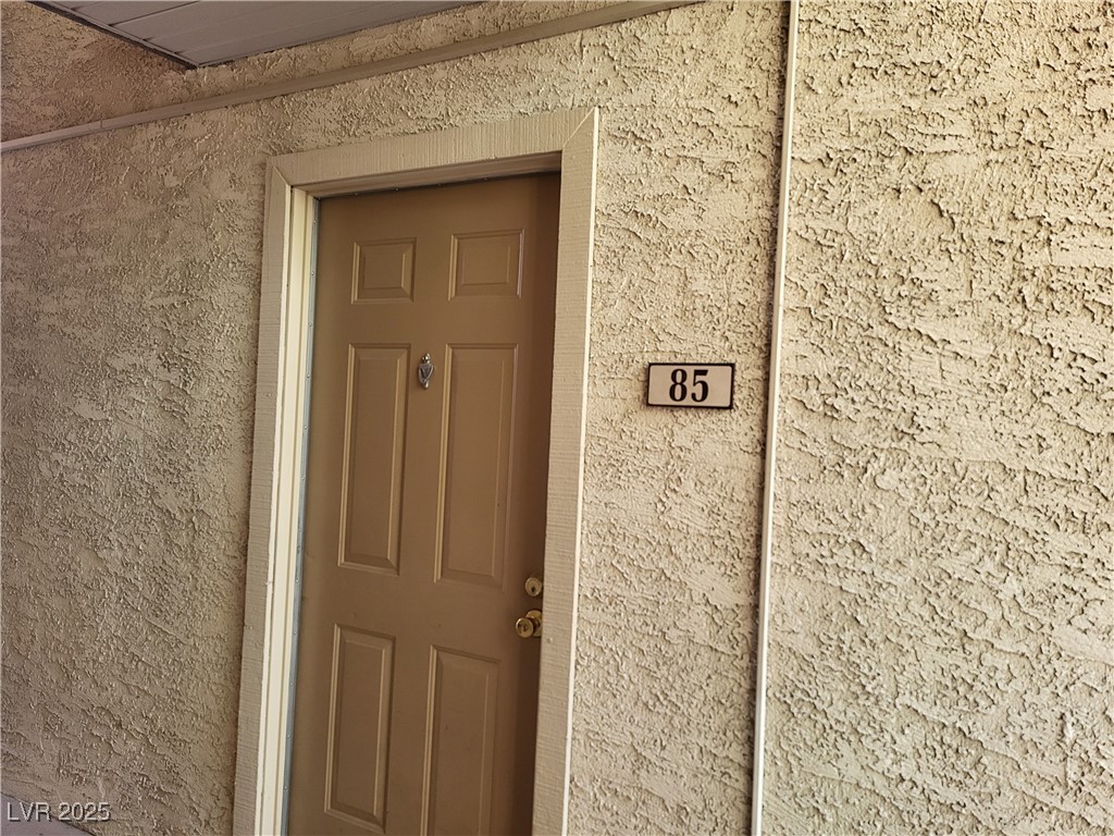 2716241 Property Photo 3