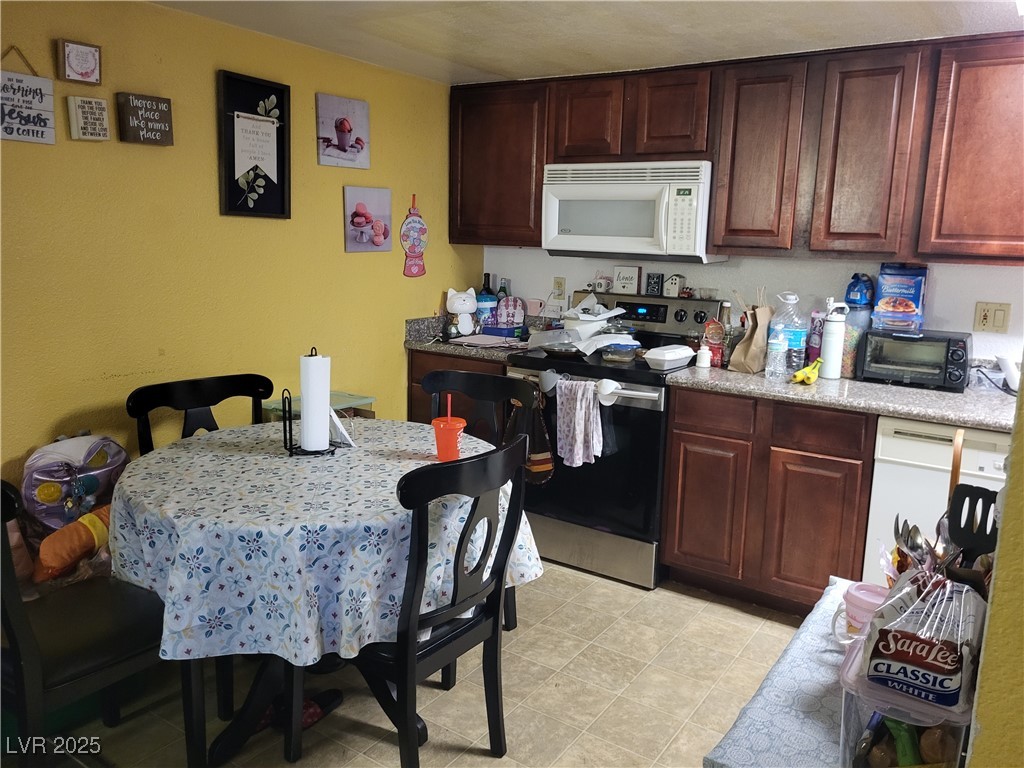2716241 Property Photo 6