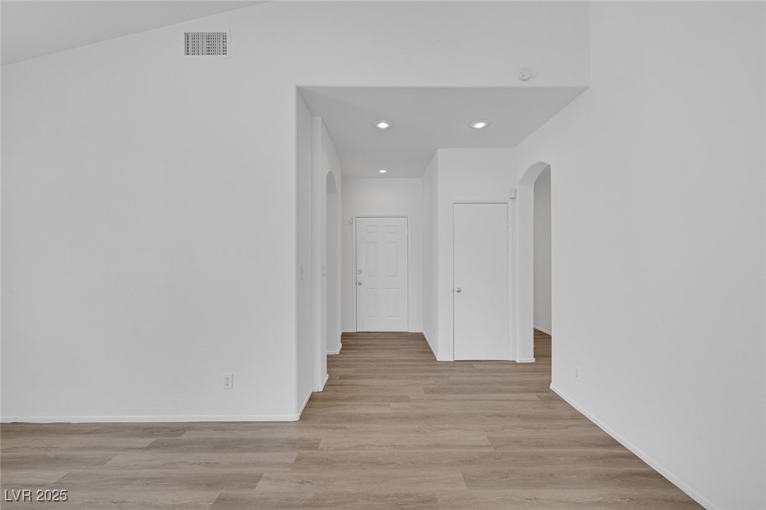 6520 Lombard Drive Property Photo 6