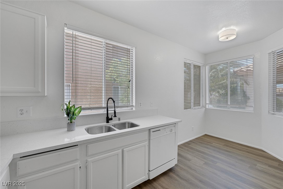 6520 Lombard Drive Property Photo 9