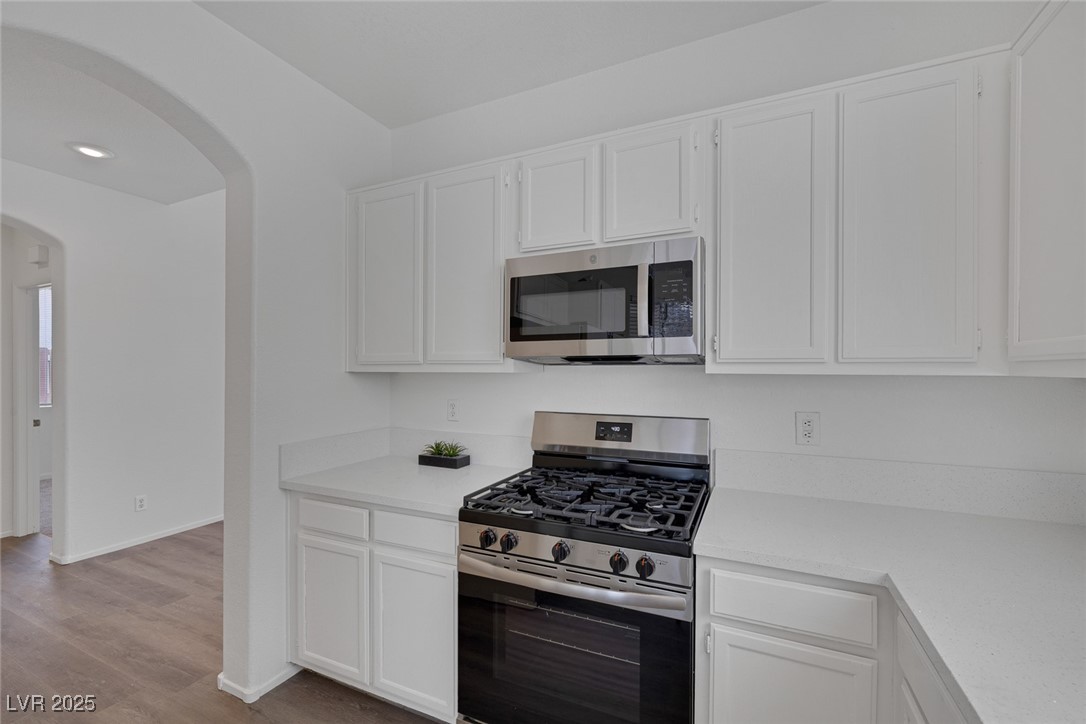 6520 Lombard Drive Property Photo 11