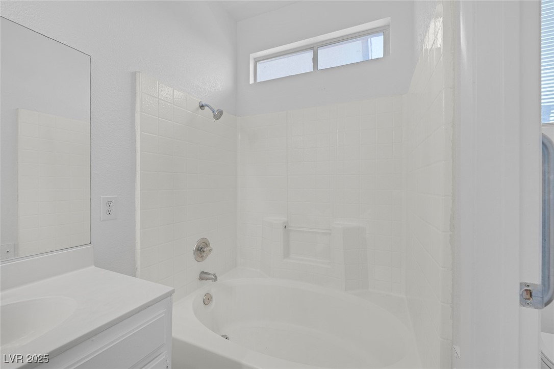 6520 Lombard Drive Property Photo 21