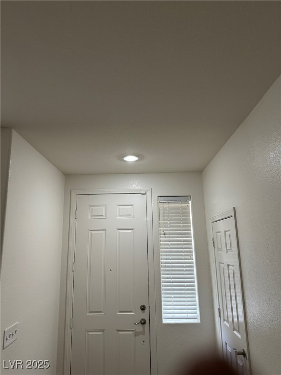 2716425 Property Photo 3