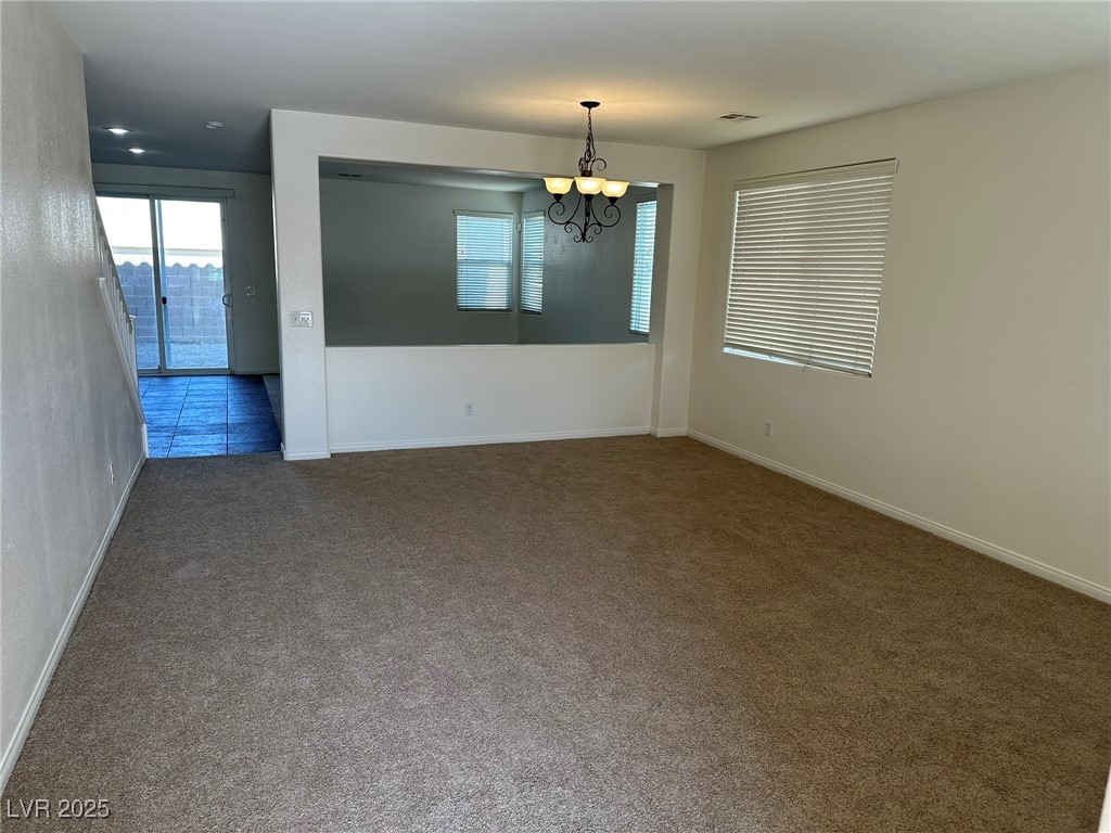 2716425 Property Photo 4