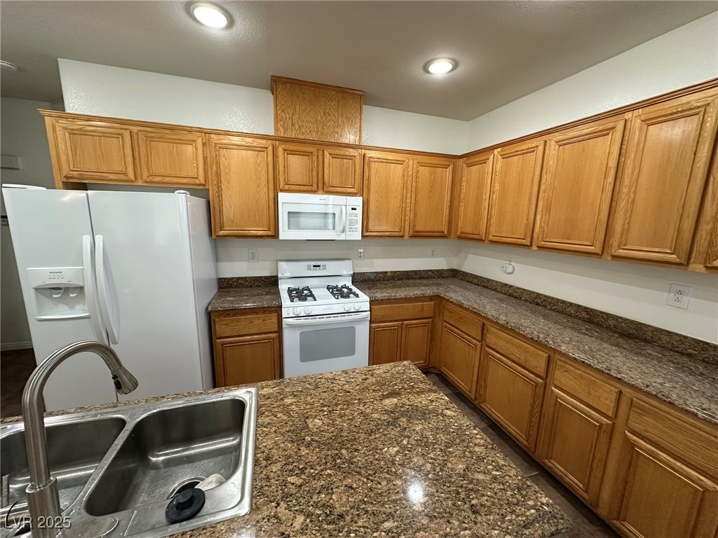 2716425 Property Photo 9