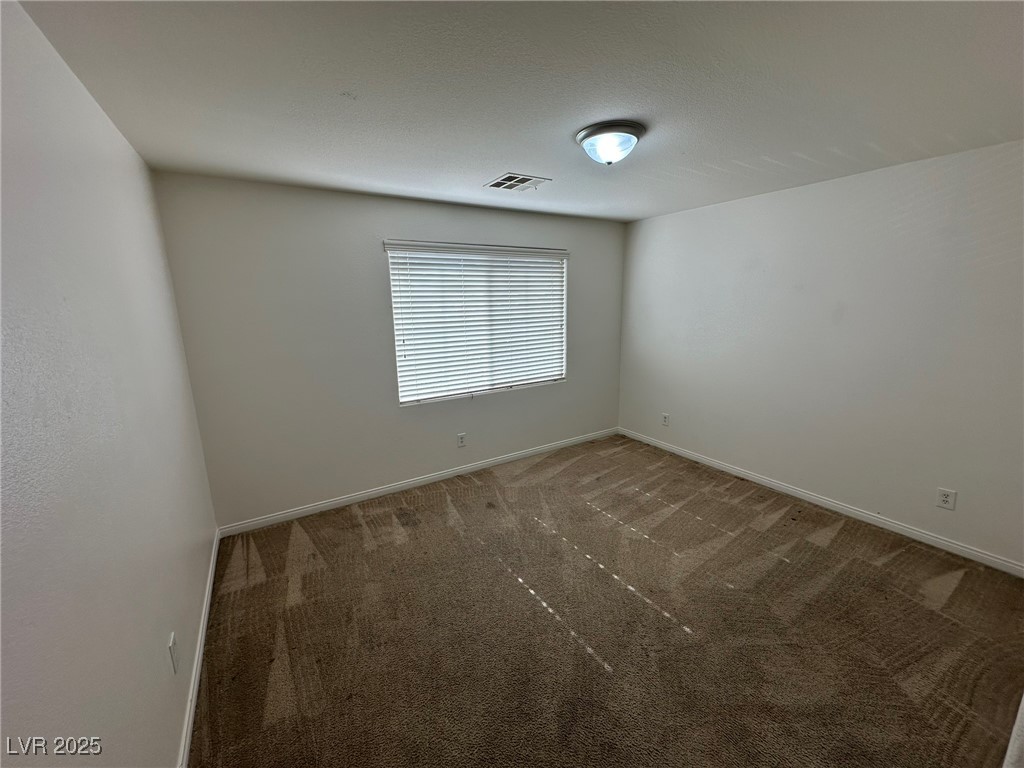 2716425 Property Photo 24