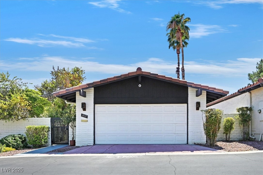 3117 Plaza De Rosa Property Photo 1