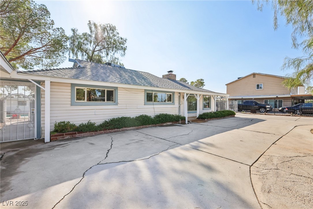 1744 Leonard Lane Property Photo 9