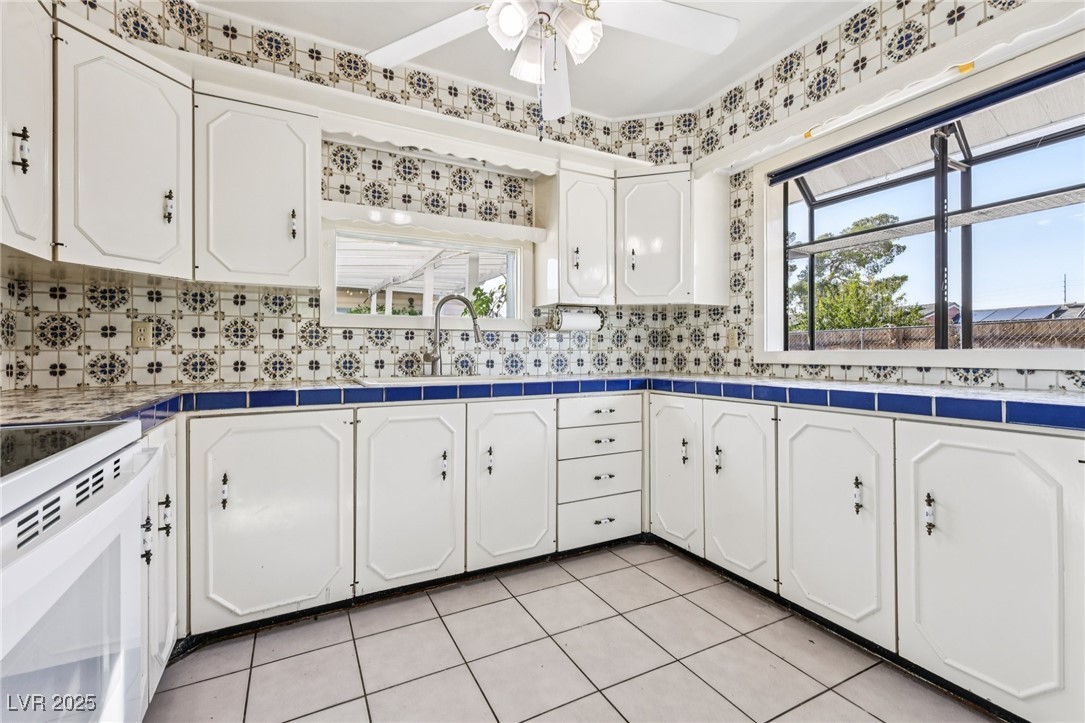 1744 Leonard Lane Property Photo 10