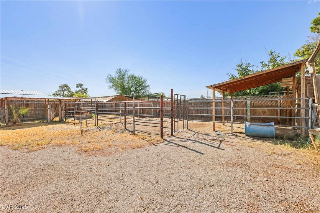 1744 Leonard Lane Property Photo 71