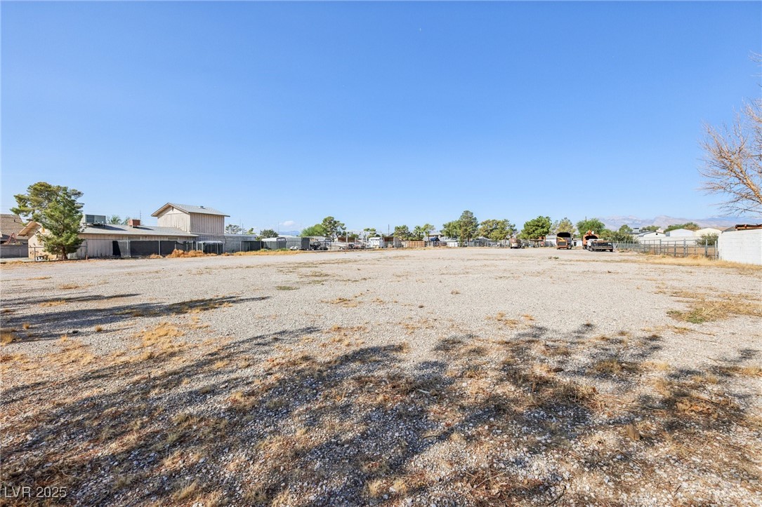 1744 Leonard Lane Property Photo 77