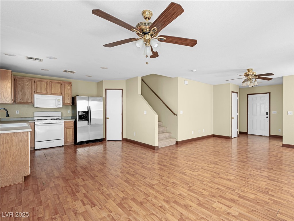 1291 Orange Meadow Street Property Photo 8