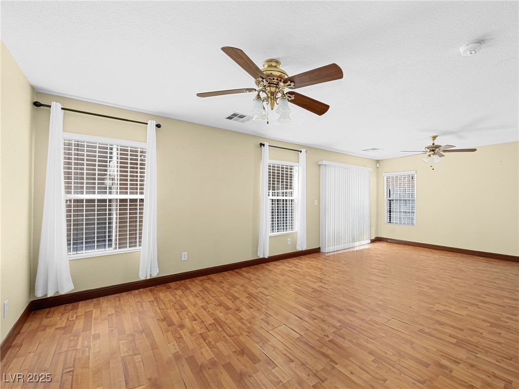 1291 Orange Meadow Street Property Photo 12