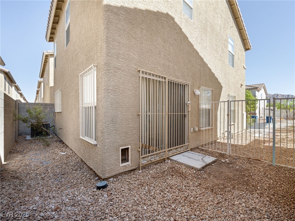 1291 Orange Meadow Street Property Photo 23