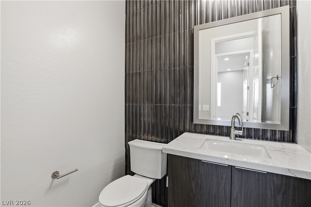 1638 Strada Gracia Property Photo 37