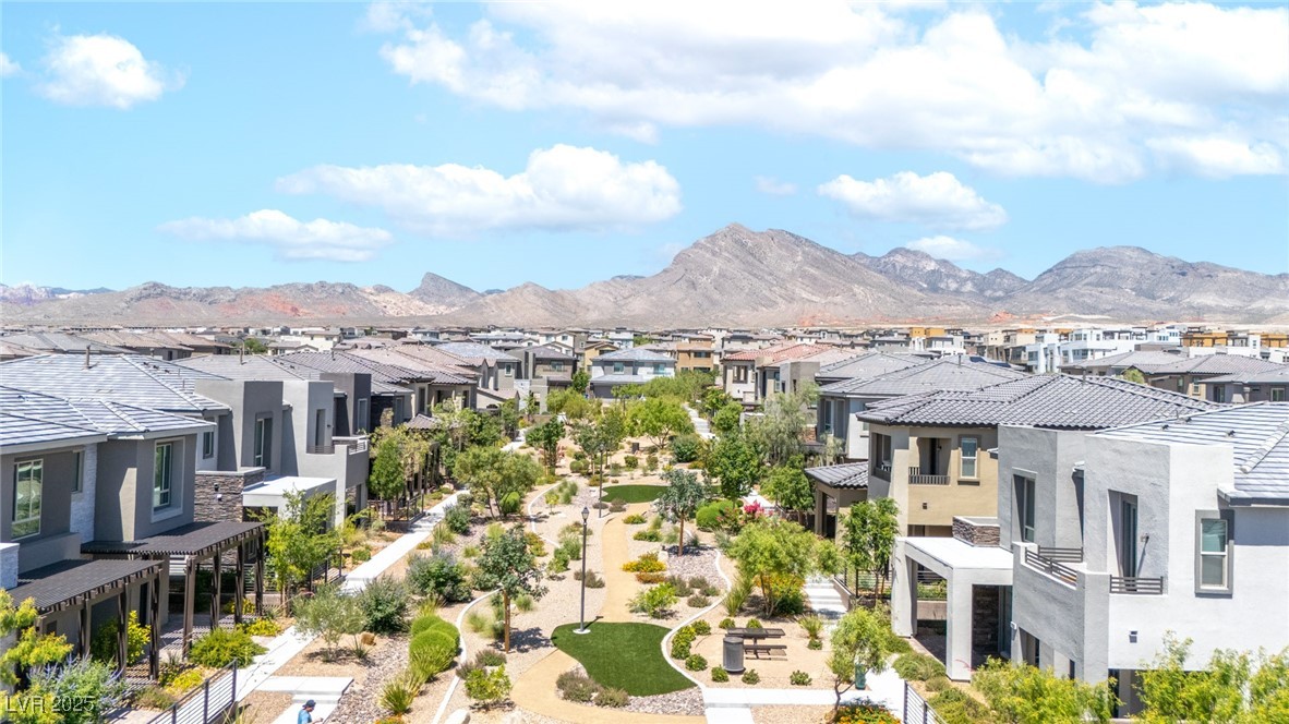 11689 Bearpaw Meadow Avenue Property Photo 31