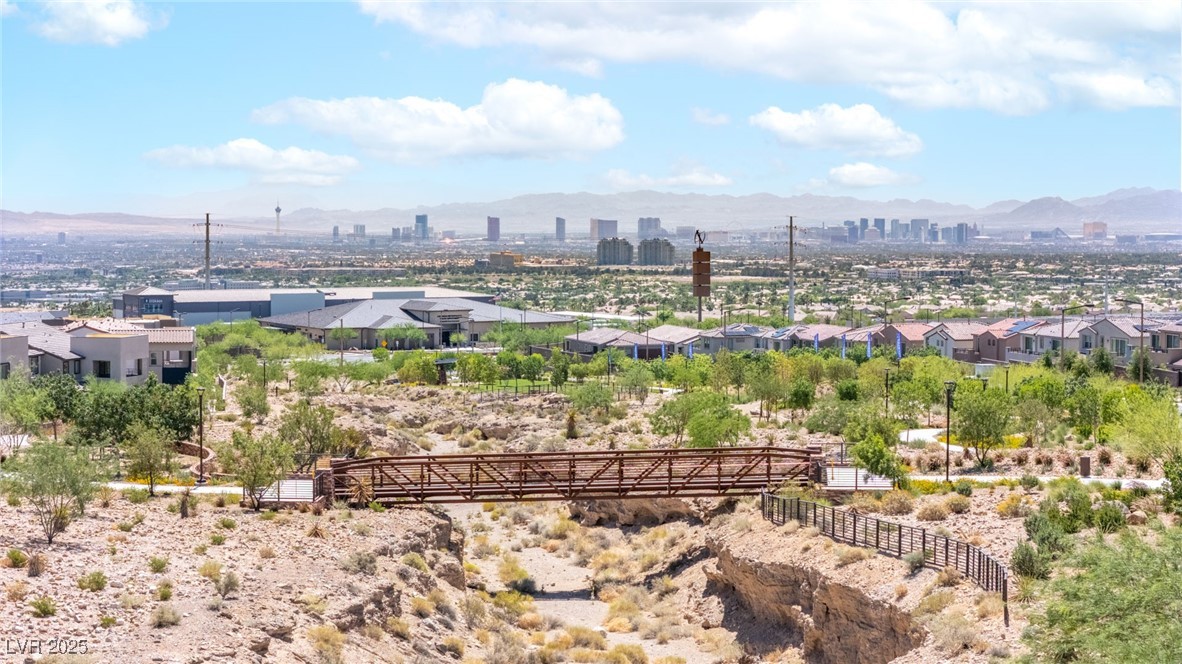 11689 Bearpaw Meadow Avenue Property Photo 40