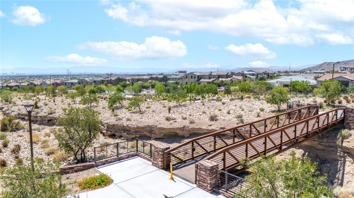 11689 Bearpaw Meadow Avenue Property Photo 46