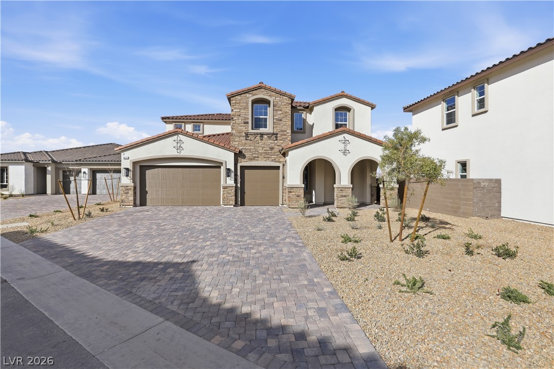 1622 Strada Gracia Property Photo 2